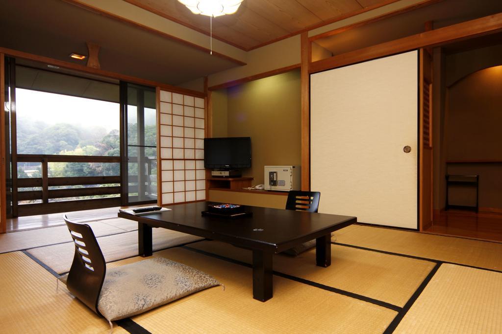 Hotel Bokusuisou Kirishima Esterno foto